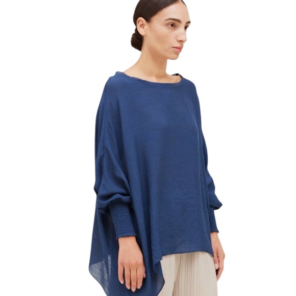 👑COMING SOON👑 GRADE & GATHER NWT TOP BLUE JEWEL - Picture 2 of 2